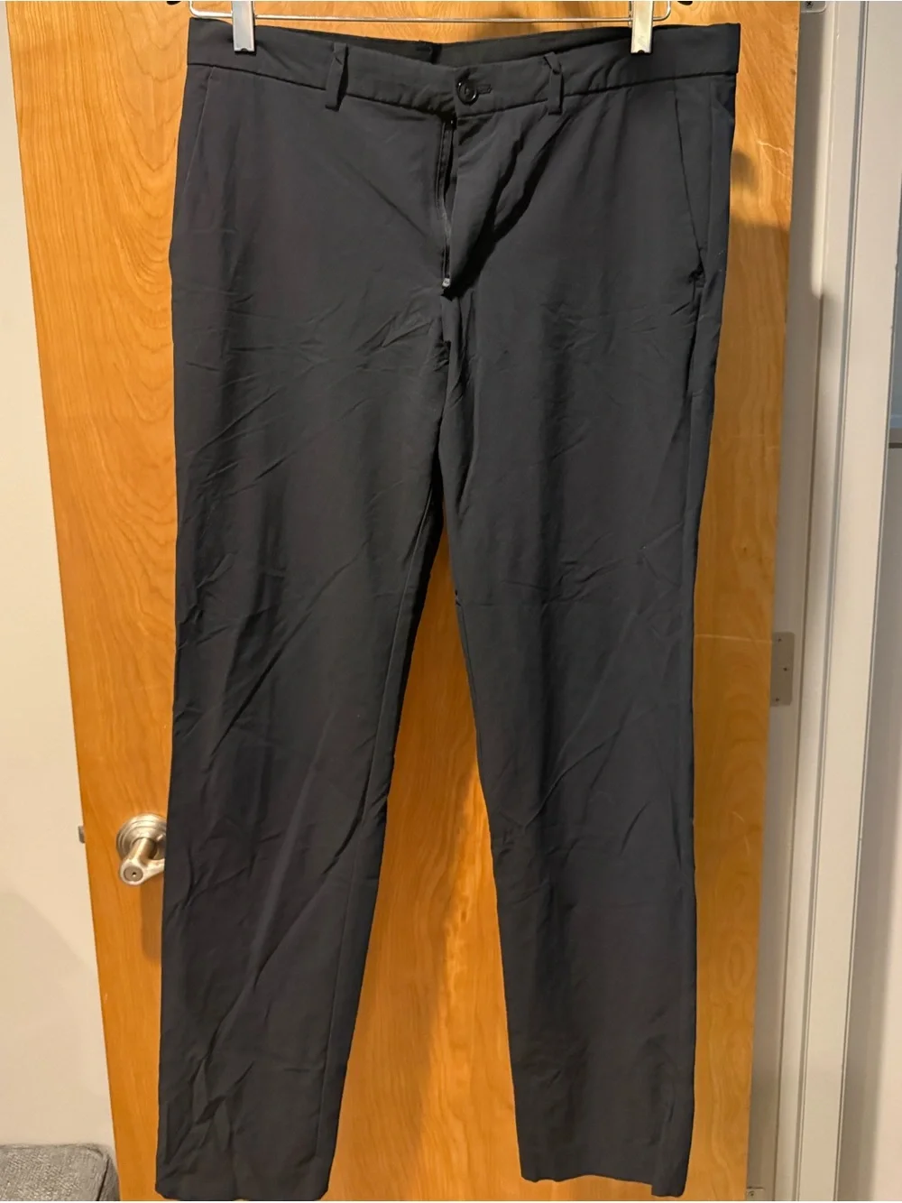 GAP Men's GapFit Black Pants